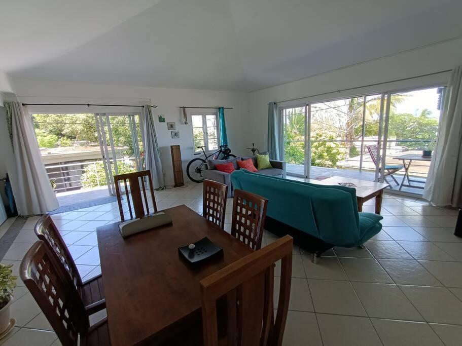 Surf House Holidays Ruisseau Creole Exterior photo